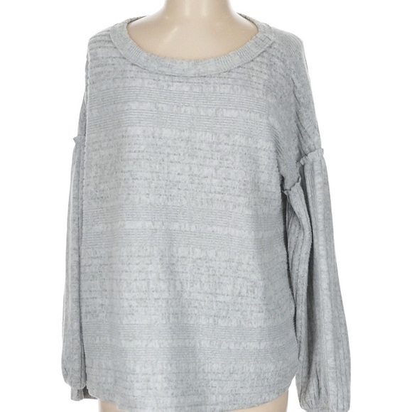 Umgee Light Gray Crew Neck Sweater - Picture 1 of 4